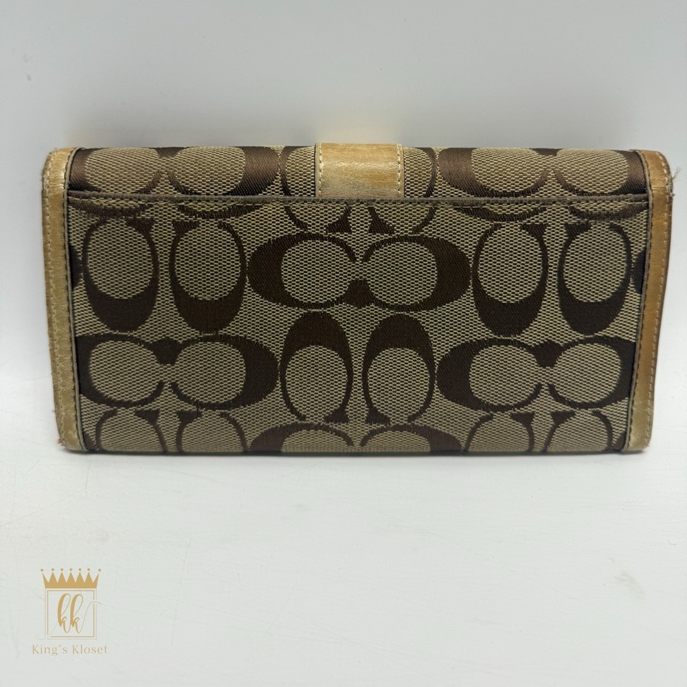 💛SOLD💛Coach long Wallet - Picture 2 of 11